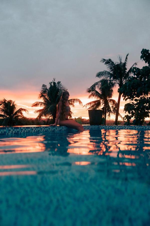 Lexias Hostel And Workspace - Siargao Catangnan Экстерьер фото